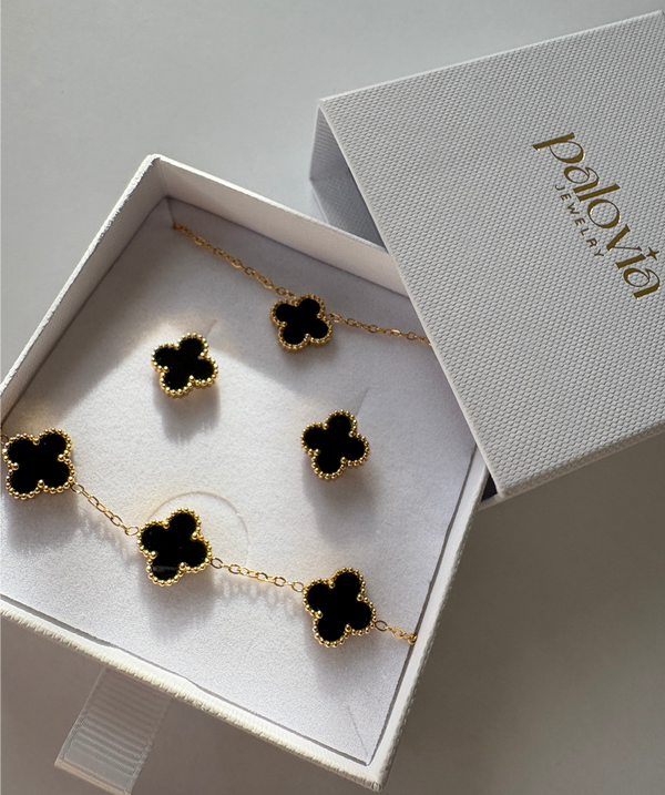 CLOVER BLACK | SET